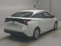 Цена авто Toyota Prius с аукционов Японии, номер кузова ZVW55, пробег 99 000, оценка 2