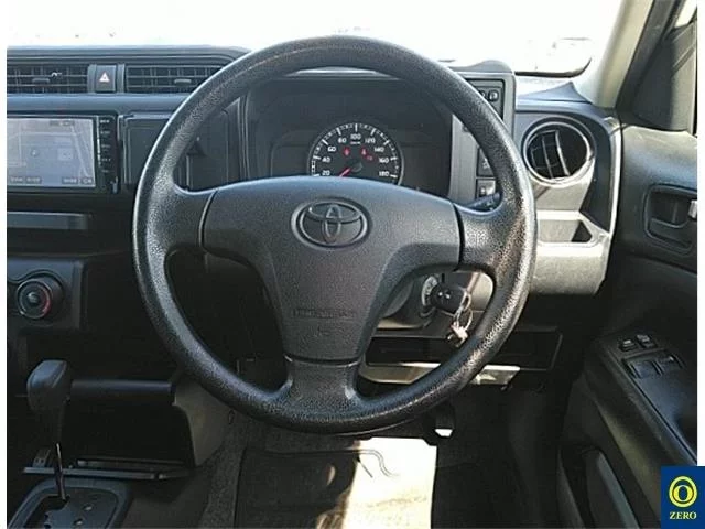 Toyota SUCCEED VAN  с аукциона в Японии
