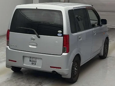 Nissan Otti
