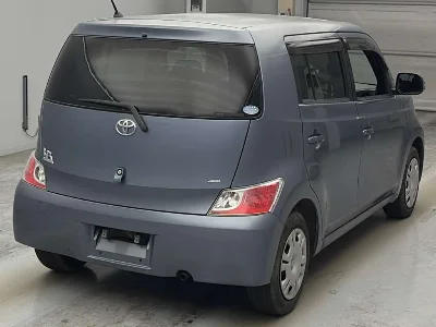Toyota bB