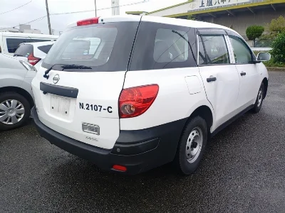 Nissan AD