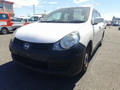 Nissan AD