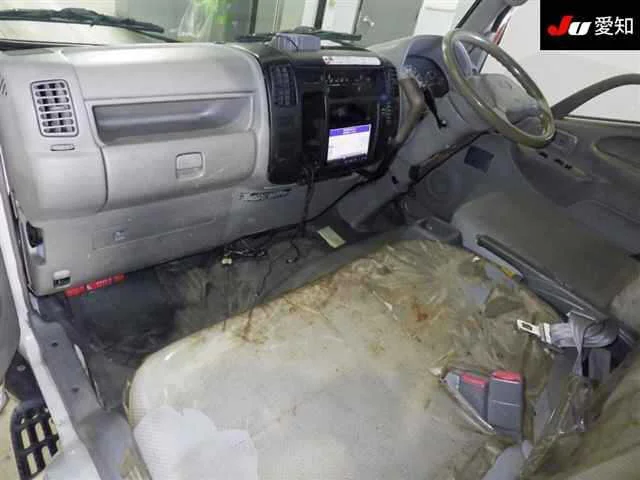 Hino DUTRO TRUCK  с аукциона в Японии