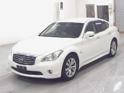 Nissan FUGA HYBRID