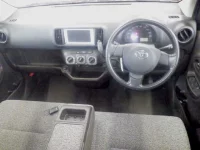 Цена авто Toyota Passo с аукционов Японии, номер кузова KGC30, пробег 110 000, оценка 2