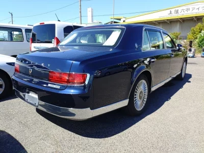 Toyota Century