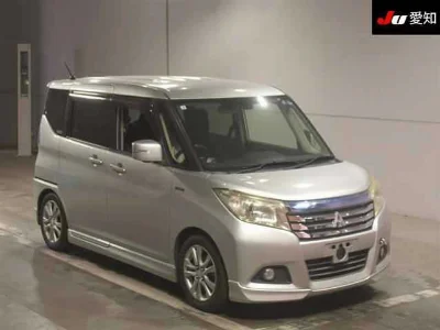 Mitsubishi Delica D:2
