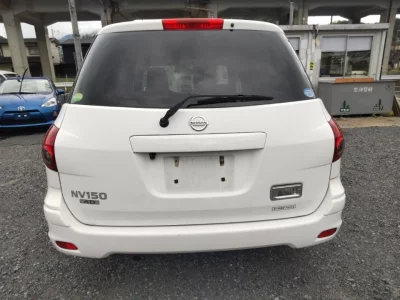 Nissan AD