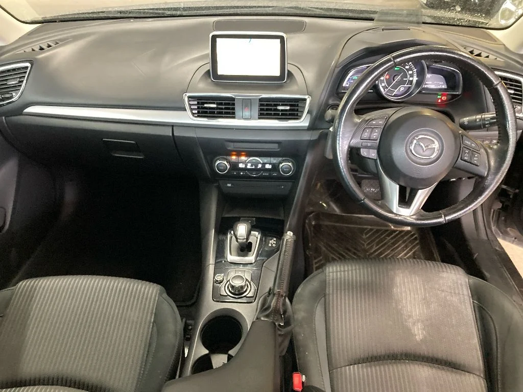 Mazda AXELA HYBRID  с аукциона в Японии