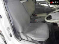 Цена авто Toyota DYNA TRUCK с аукционов Японии, номер кузова XZU306, пробег 125 000, оценка 2
