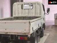 Цена авто Toyota DYNA TRUCK с аукционов Японии, номер кузова XZU306, пробег 125 000, оценка 2