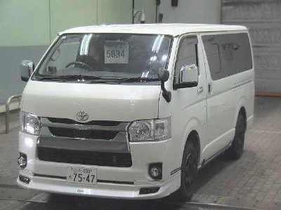 TOYOTA HIACE VAN