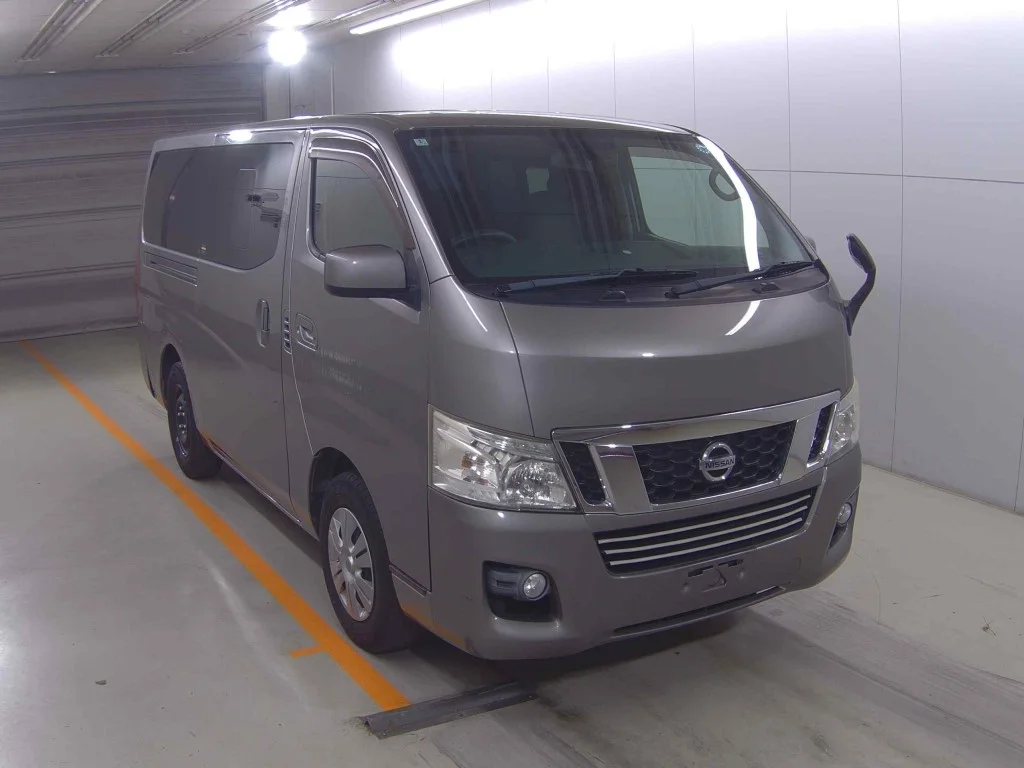 Nissan NV350 Caravan  с аукциона в Японии