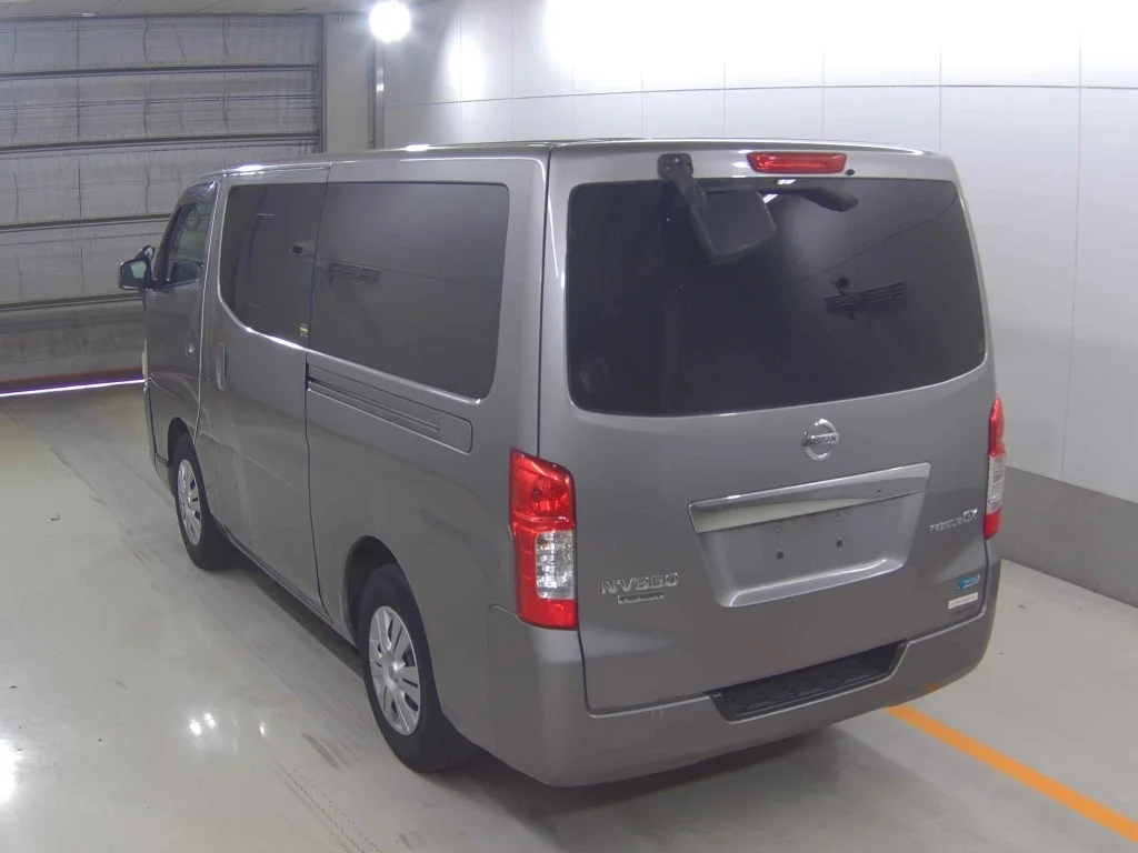 Nissan NV350 Caravan  с аукциона в Японии