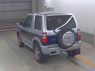 Mitsubishi Pajero Mini
