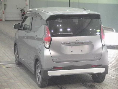 Mitsubishi eK X
