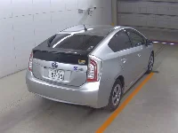 Цена авто Toyota Prius с аукционов Японии, номер кузова ZVW30, пробег 104 000, оценка 6