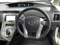 Цена авто Toyota Prius с аукционов Японии, номер кузова ZVW30, пробег 104 000, оценка 6