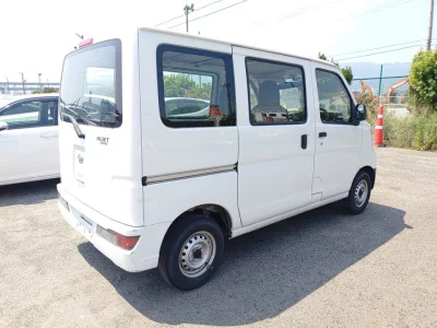 DAIHATSU HIJET VAN