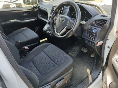 Статистика аукционов Toyota Noah