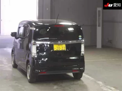 HONDA N BOX SLASH