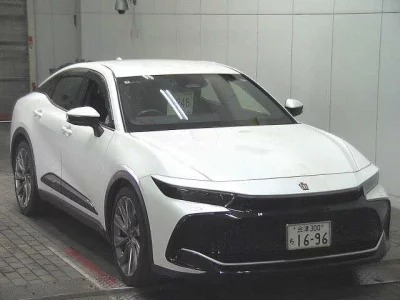 Toyota Crown Crossover
