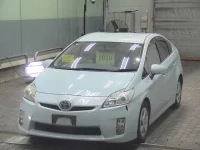 Цена авто Toyota Prius с аукционов Японии, номер кузова ZVW30, пробег 119 000, оценка 6