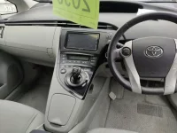Цена авто Toyota Prius с аукционов Японии, номер кузова ZVW30, пробег 119 000, оценка 6