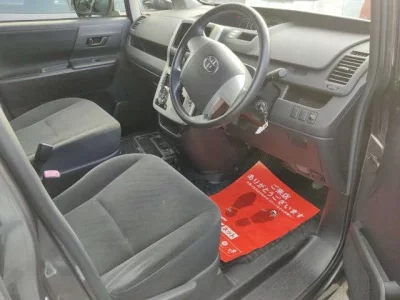 Статистика аукционов Toyota Noah