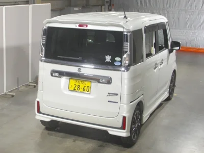 Suzuki Spacia Custom
