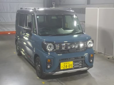 Suzuki Spacia Gear