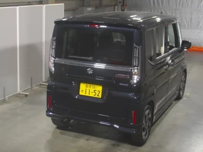 Suzuki Spacia Custom