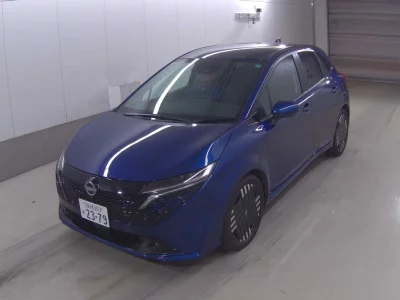 Nissan Aura