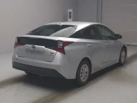 Цена авто Toyota Prius с аукционов Японии, номер кузова ZVW55, пробег 181 000, оценка 2