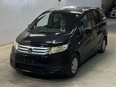 HONDA FREED SPIKE