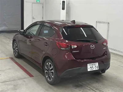 Статистика аукционов Mazda Demio
