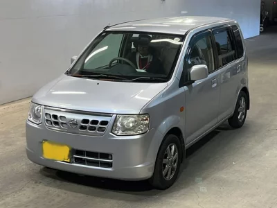 Nissan Otti