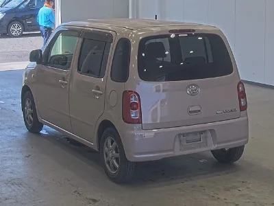 Daihatsu Mira Cocoa