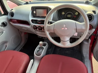 Mitsubishi i