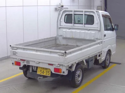 Nissan NT100 Clipper