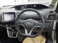 Цена авто Nissan Serena с аукционов Японии, номер кузова GFC27, пробег 62 000, оценка 8