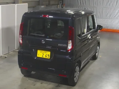 Suzuki Spacia