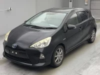 Цена авто Toyota Aqua с аукционов Японии, номер кузова NHP10, пробег 148 000, оценка 9