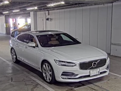 Volvo V90