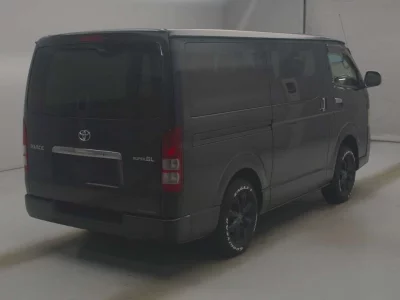 Toyota HiAce Van