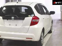 Цена авто Honda Fit с аукционов Японии, номер кузова GE6, пробег 90 000, оценка 6