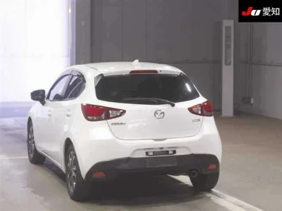 Статистика аукционов Mazda Demio
