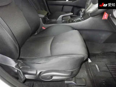 Mazda AXELA SPORT