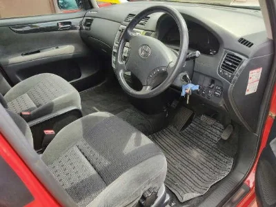 Toyota Ipsum