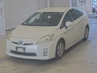 Цена авто Toyota Prius с аукционов Японии, номер кузова ZVW30, пробег 299 000, оценка 2